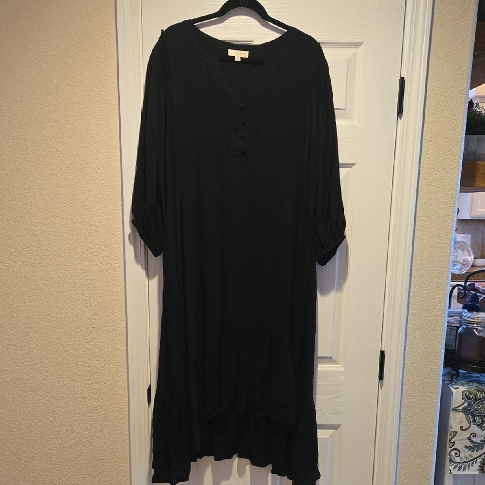 Umgee Black Tunic Top